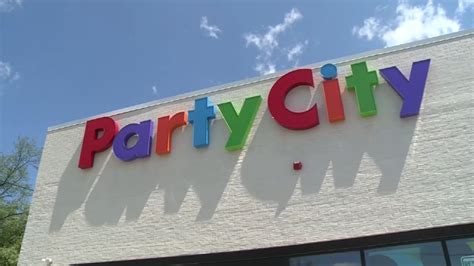 Party City To Close 45 Stores Amid Helium Shortage Abc7 Los Angeles