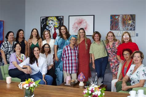 Isabella De Rold O Recebe Artistas Pernambucanas Em Seu Gabinete