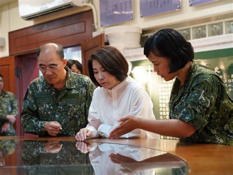 屏東縣秋節敬軍活動 縣長周春米感謝國軍 蕃新聞