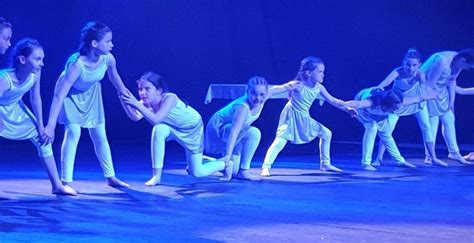 Lys Haut Layon Le Gala De Danse De Lacpv Gym Danse A Livr Quatre