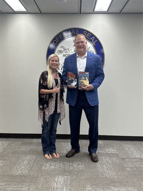 Nikki Goeser Meets With The Mayor Of Knox County Tennessee