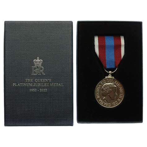 Queen Elizabeth Ii Platinum Jubilee Medal In Box Of Issue