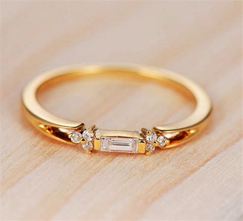 Simple Gold Wedding Rings For Women