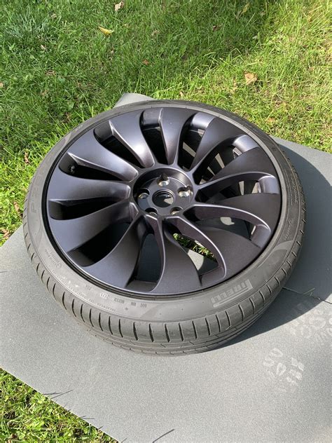 Sold Model Y Performance Original Uberturbine Wheels And PZero Tires