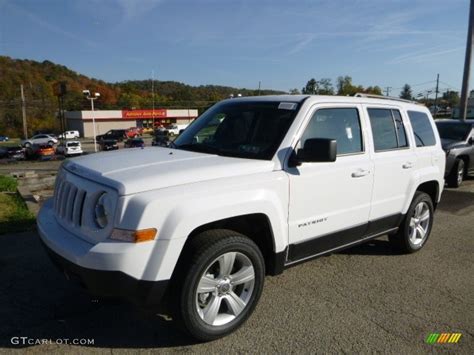 2017 Bright White Jeep Patriot Latitude 4x4 116898818 Photo 7