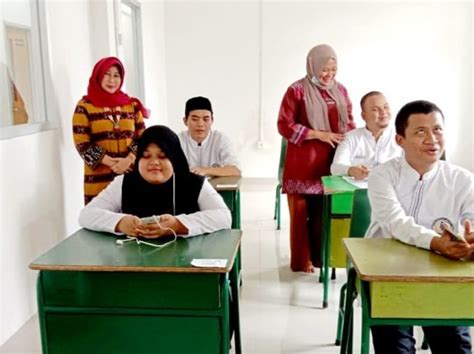 Seleksi Beasiswa Santri Berprestasi Diikuti Anak Berkebutuhan Khusus