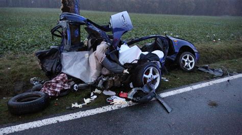 Schwerer Unfall Fordert Zwei Menschenleben RegionalHeute De