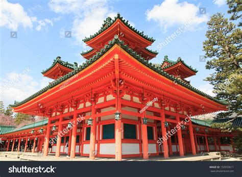 Heian Jingu Shrine Stock Photo 132933611 | Shutterstock