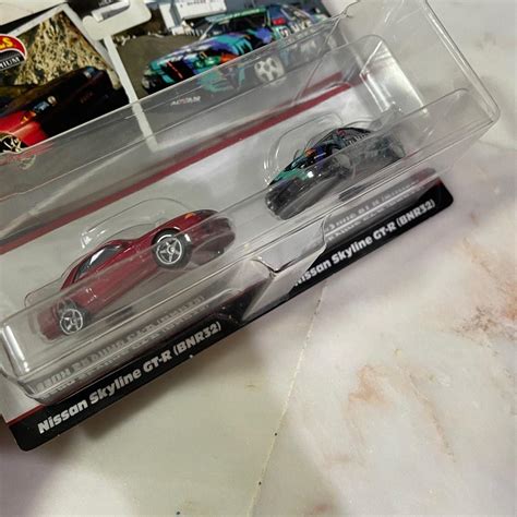 Hot Wheels Pack Nissan Skyline GTR R With HKS Livery Hobbies