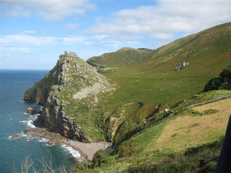 Valley Of Rocks Castle Rock North © Martin Richard Phelan Cc By Sa