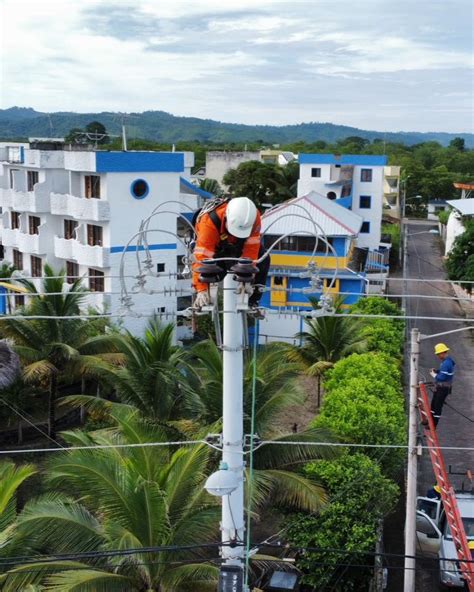 Empresa Eléctrica Quito on Twitter EEQporEsmeraldas En este sector