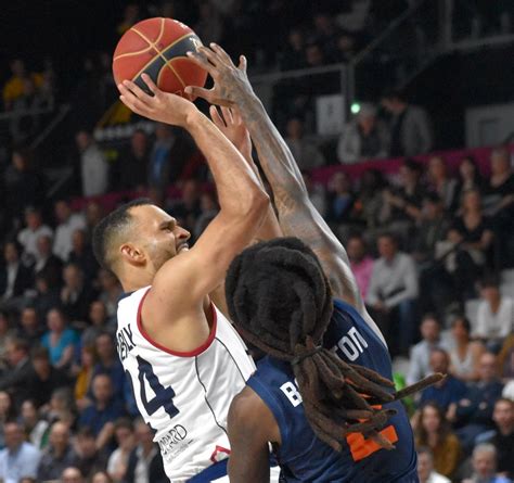 BASKET Betclic Elite La JDA Dijon Fait Le Show Sur Son Parquet