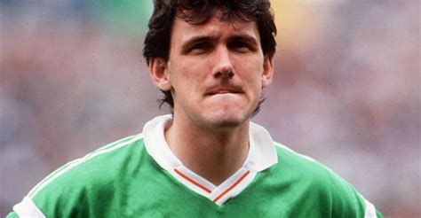 Tony Cascarino on Italia 90, drinking games with the police and Marseille | Newstalk