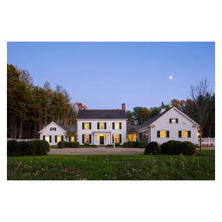 Concord New Farmhouse Farmhouse Exterior Boston By Patrick