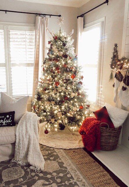 Farmhouse Style Christmas Tree With Balsam Hill Christmas Decorations