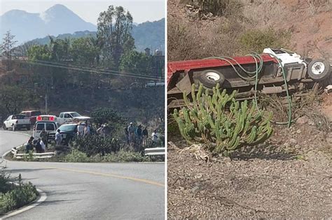 Vuelca pipa en Zimapán únicamente se reportan daños materiales