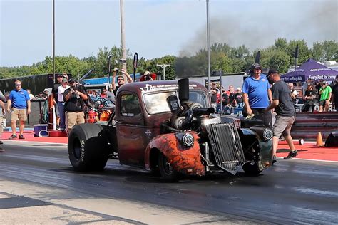 Robert Barrys 8 Second Diesel Powered 1945 Chevy Truck Vcp Motorsports