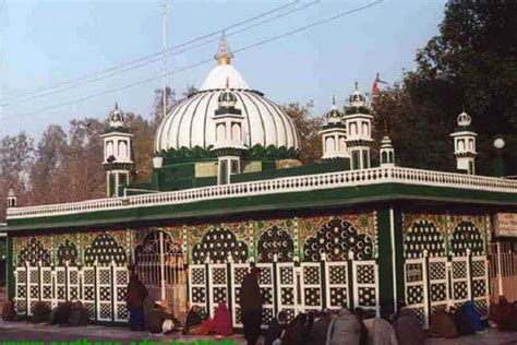 Piran Kaliyar Sharif Dargah In Haridwar A Tourist Guide