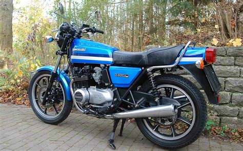 Kawasaki Z 400J Rostfrei Ins Zweite Leben Nippon Classic De