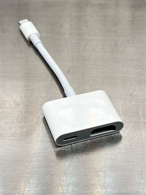 From Apple Store A1438 Apple Hdmi Lightning Digital Av Adapter Md826am A Fl 888462323062 Ebay