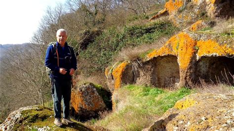 Insediamento Rupestre Etrusco Di Monte Casoli Da Bomarzo Viterbo