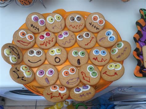 Face Biscuits Halloween No Bake Desserts Desserts Food