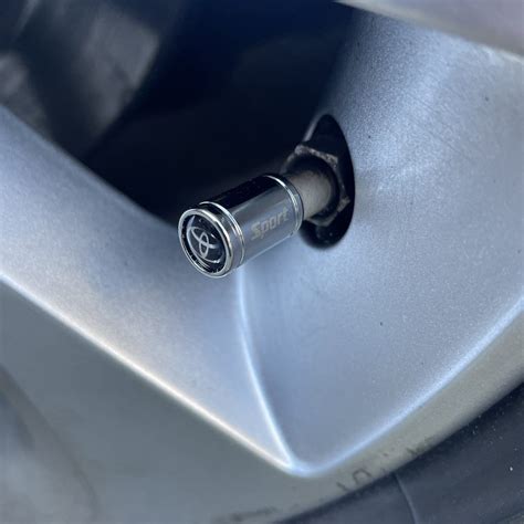 Колпачок для ниппеля авто Toyota