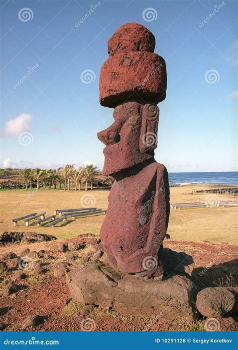 Scultura Di Religione Sull Isola Di Pasqua Fotografia Stock Immagine