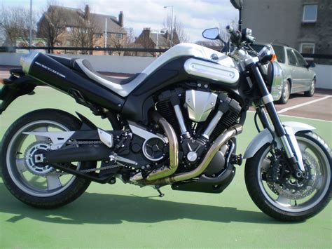 YAMAHA MT-01 - Review and photos