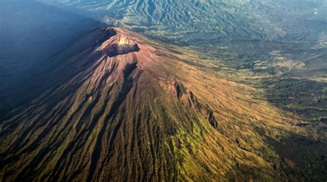 Mount Agung Hike Reach The Highest Point In Bali Bookmundi