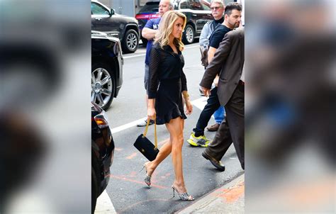 Kristin Cavallari Puts On A Leggy Display While Visiting The Levi S Store