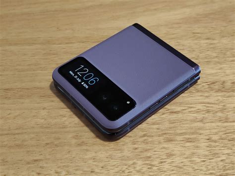 Moto Razr 40 Review Is The Most Affordable Flip Phone Worth It Techau
