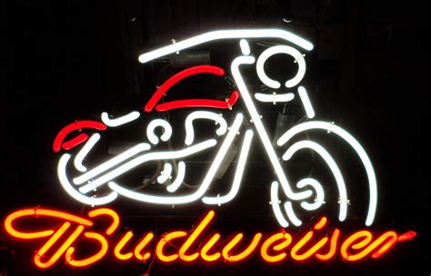 Pin by Nik Veerachat on BREWERIANA - Vintage NEON Bar Signs | Neon ...