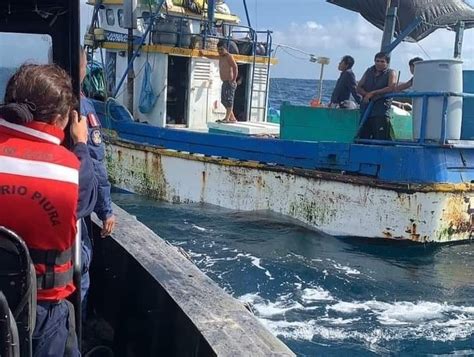 Milagro En Alta Mar Hallan Embarcación Con Seis Pescadores