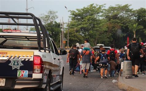 Una Nueva Caravana Con Cientos De Migrantes Parte De Chiapas El