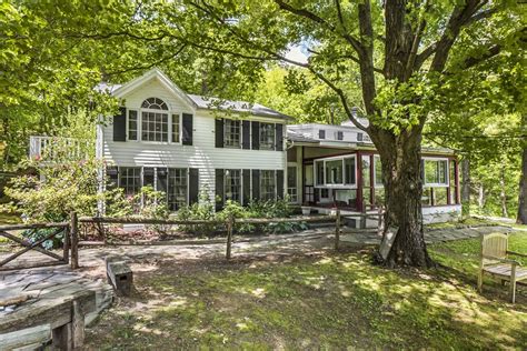 Escape Brooklyn A Farmhouse In Saugerties Ny