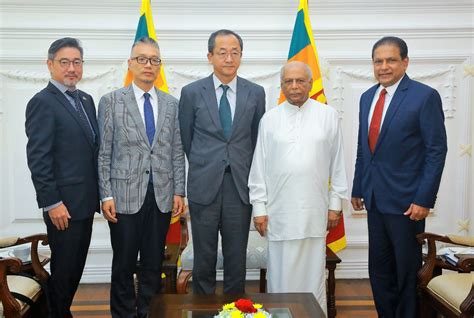 Pm Discusses Adb Future Projects In Sri Lanka With Adb Dg And New