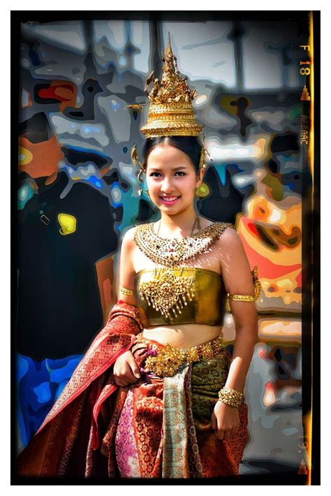 ชุดไทย Thai Traditional Dress 125 สาวเซ็กซี่ เมียนมาร์