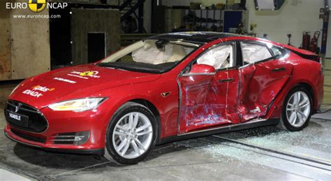 5 étoiles Aux Crash Tests Pour La Tesla Model S