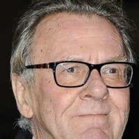 Svet Zasiahla Smutn Spr Va Zomrel Herec Tom Wilkinson Nov As