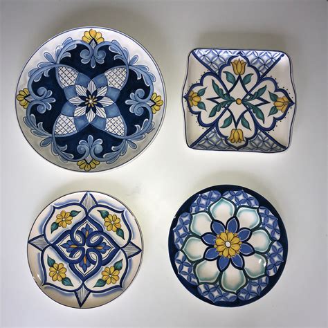 Pratos para parede Cerâmica pintada à mão Painted Ceramics Painted