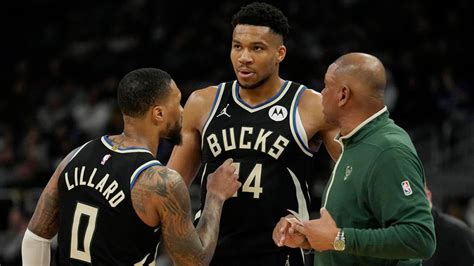 Bucks Injuries Damian Lillard Upgraded To Questionable Giannis