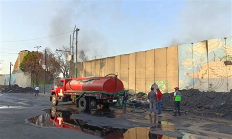 Controlan Incendio En Zona De Envases De Central De Abastos Cdmx • Once