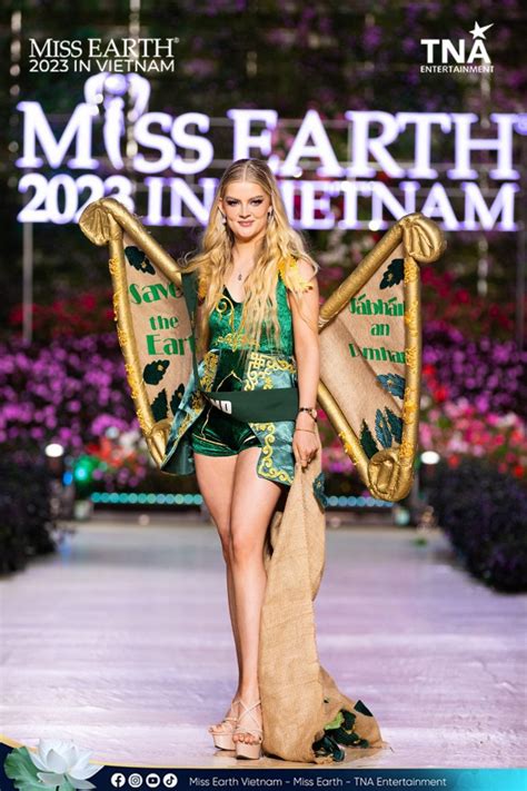 Potret Kostum Nasional Wakil Eropa Di Miss Earth