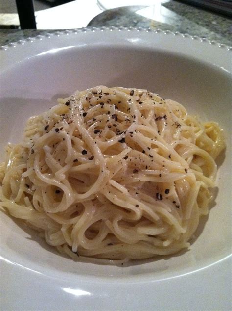 Tupelo Honey: Tasty Tuesday--Pasta ai Quattro Formaggi