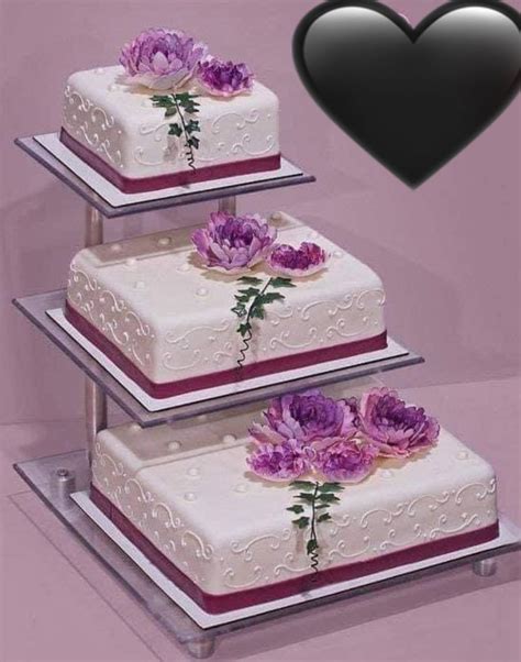 Pin By Leticia On Ropa In 2024 Simple Wedding Cake Modern Wedding