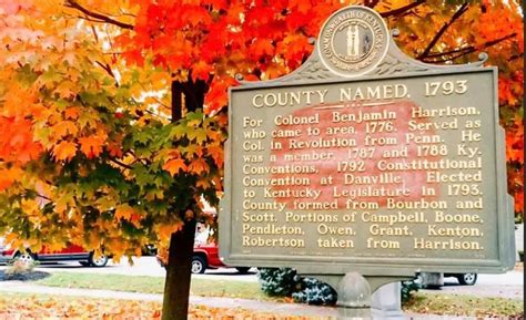 This Little-Known Town Has The Best Fall Foliage In Kentucky