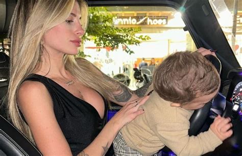 Chiara Nasti Criticata Per Le Bue Del Figlio Volano Parole Infuocate