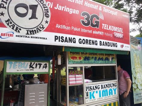 Pisang Raja Goreng Khas Bandung Lapangan Merdeka Binjai Terdekat