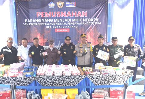 Pemkab Bea Cukai Cikarang Musnahkan Jutaan Batang Rokok Ilegal Dan